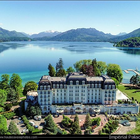 Nid Douillet Bed & Breakfast Annecy Bagian luar foto