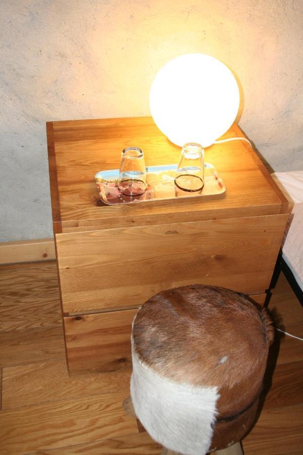 Nid Douillet Bed & Breakfast Annecy Bagian luar foto