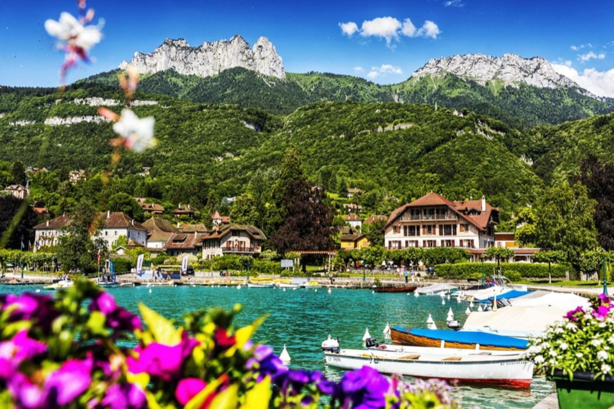 Nid Douillet Bed & Breakfast Annecy Bagian luar foto